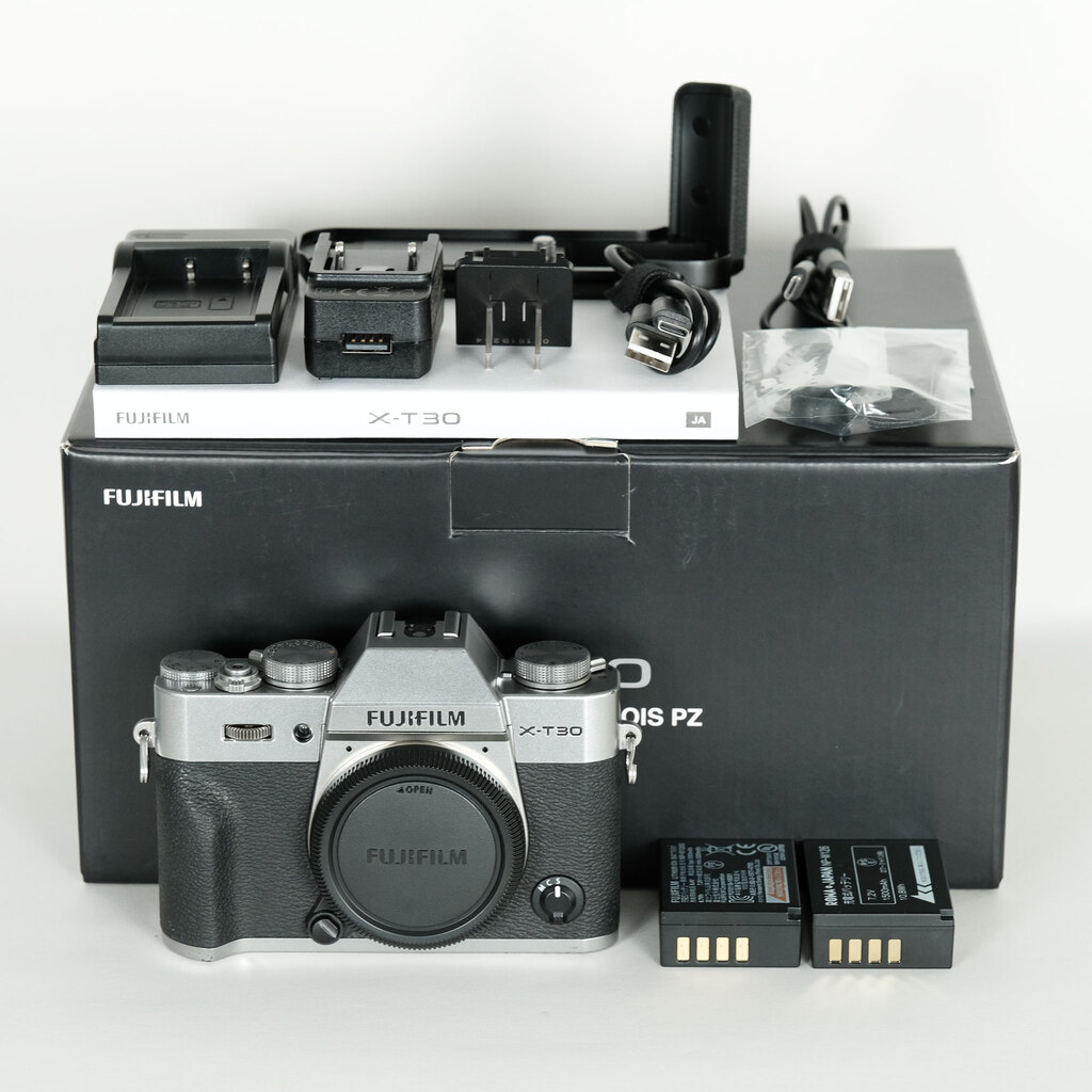FUJIFILM X-T30