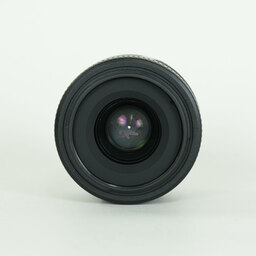 Nikon AF-S DX NIKKOR 35mm f/1.8G Nikon AF-S DX NIKKOR 35mm f/1.8G