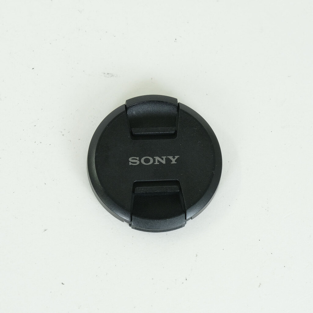 SONY E 11mm F1.8 SEL11F18
