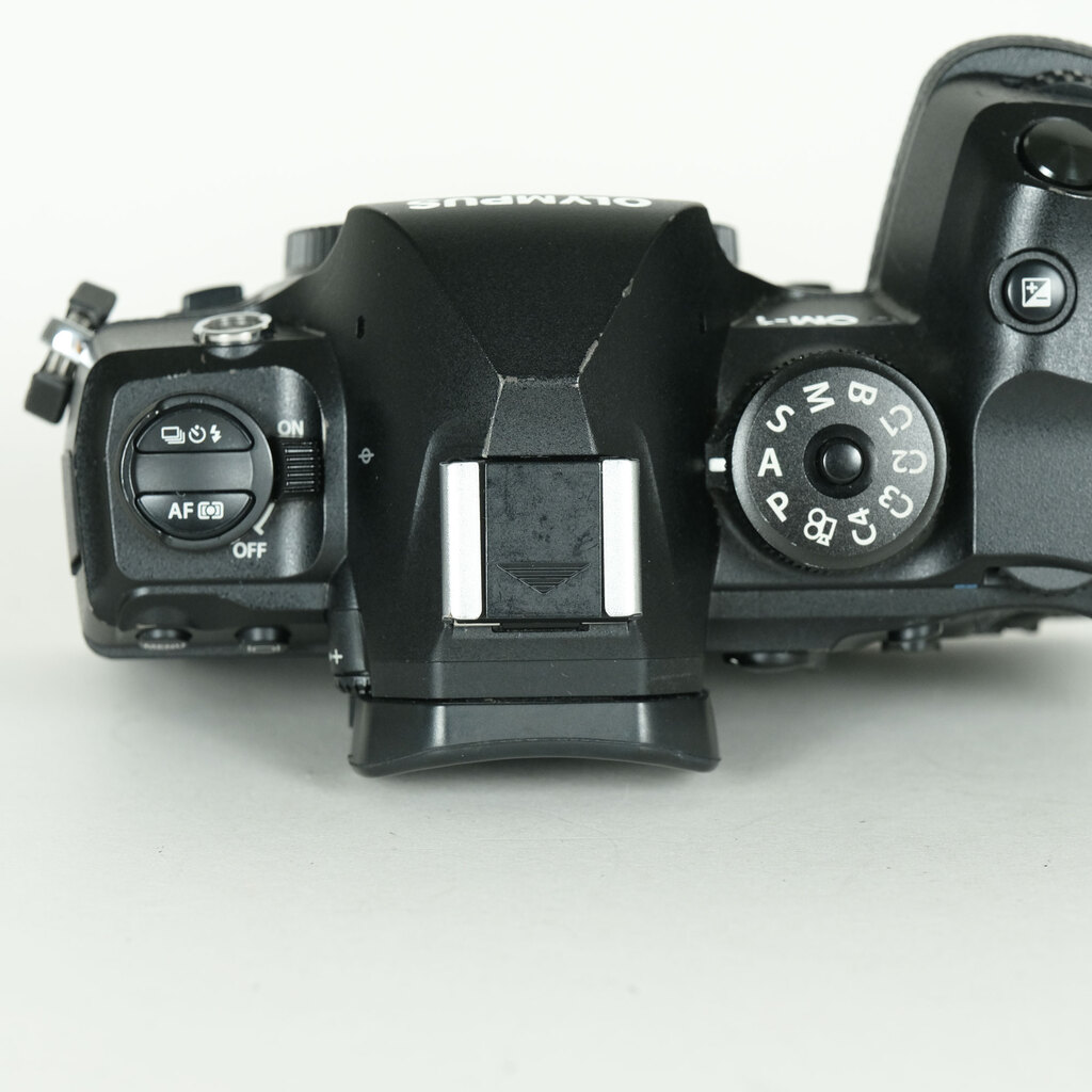 OM SYSTEM OM-1 OM SYSTEM OM-1