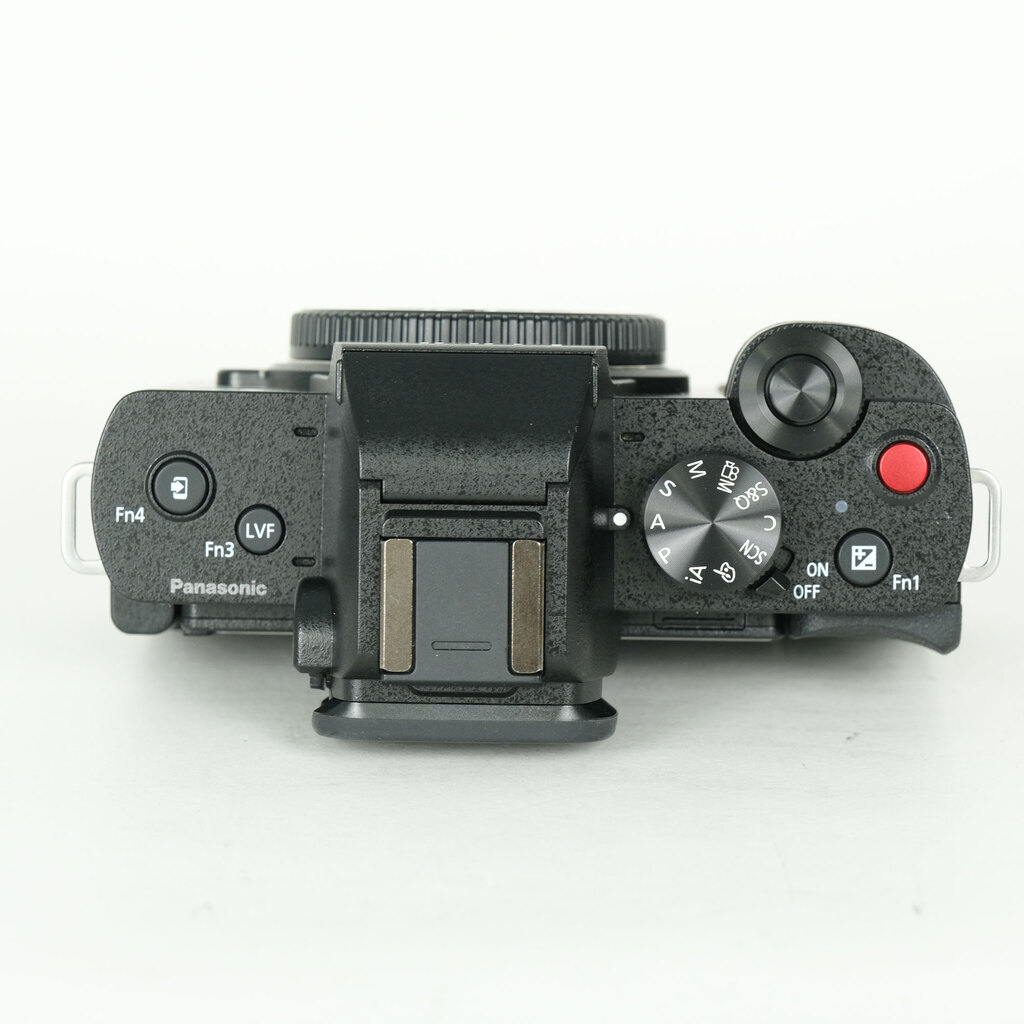 Panasonic LUMIX DC-G100D ボディの出品 | ONE SCENE（ワンシーン）