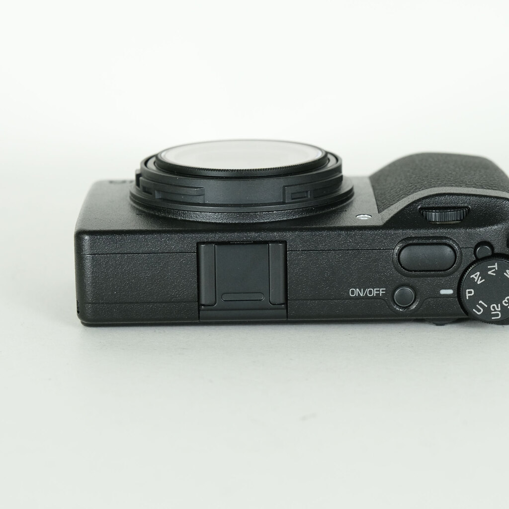 RICOH GR IIIx