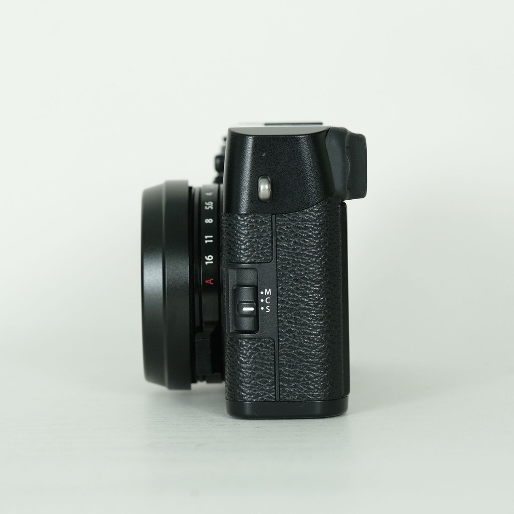 FUJIFILM X100F �u���b�N