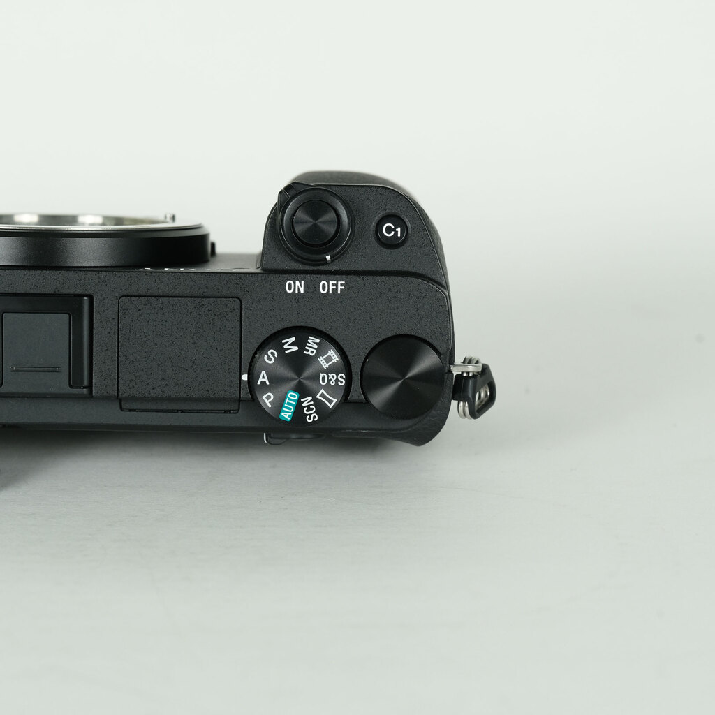 SONY α6400(ILCE-6400) SONY α6400(ILCE-6400)
