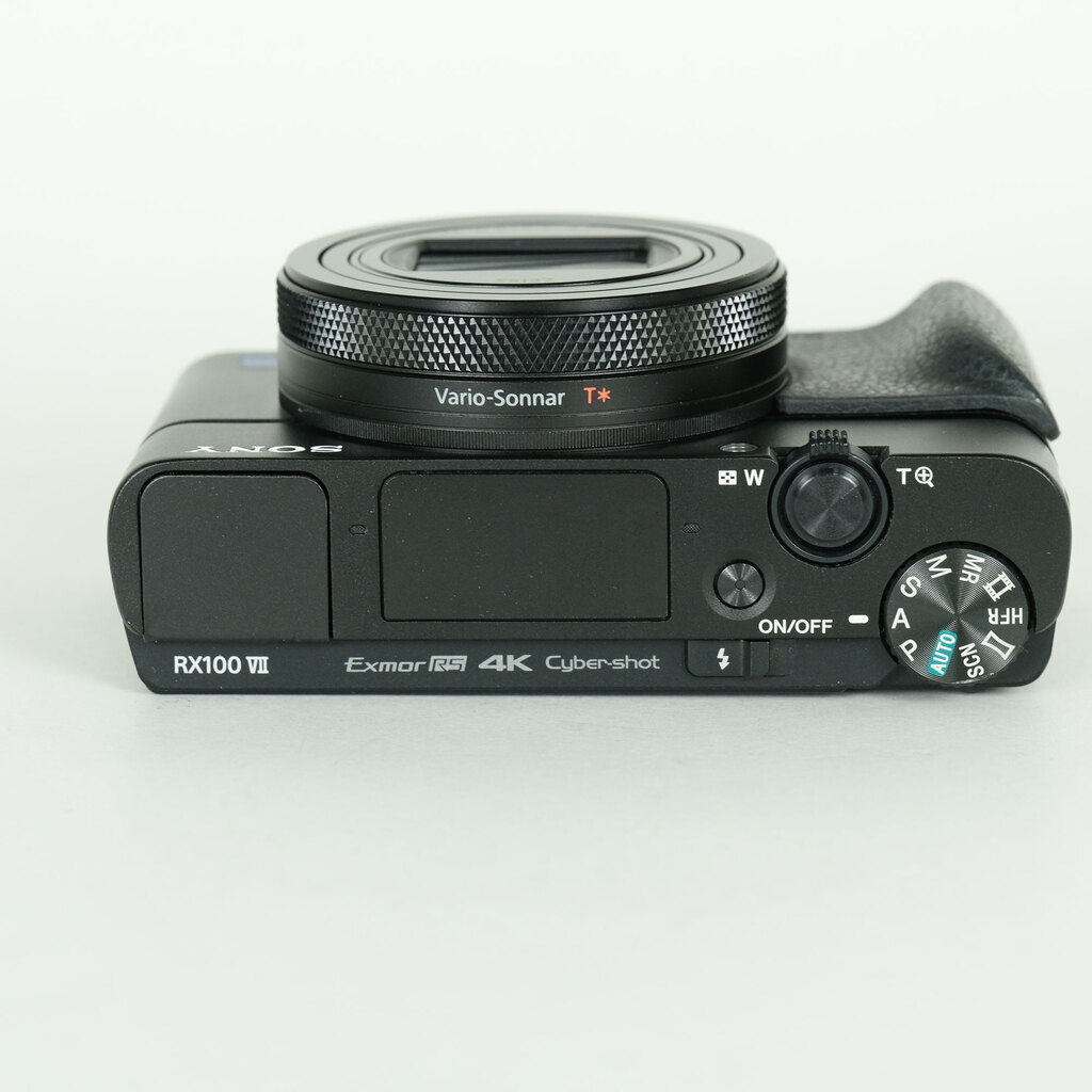 SONY Cyber-shot DSC-RX100M7 SONY Cyber-shot DSC-RX100M7