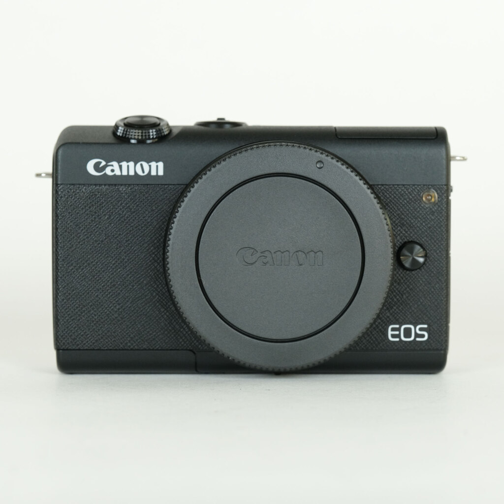 Canon EOS M200