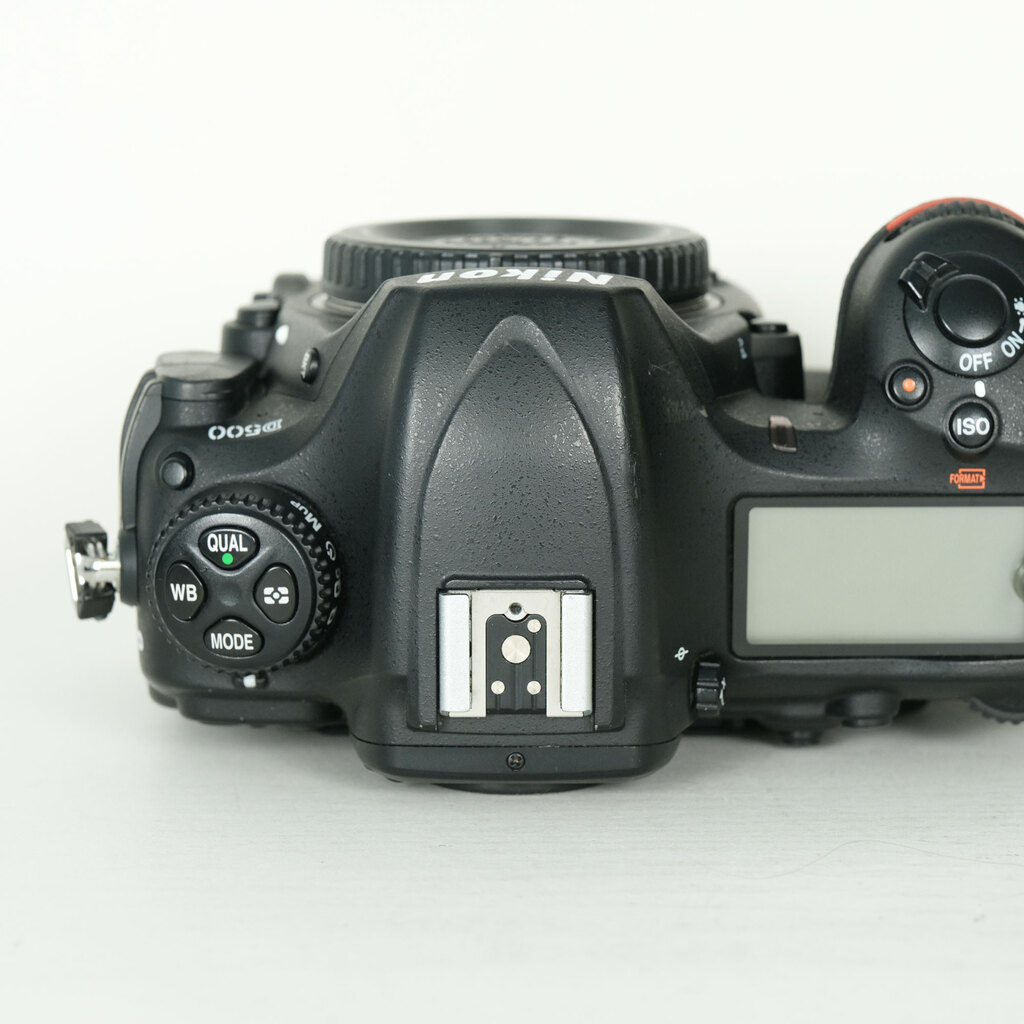 Nikon D500