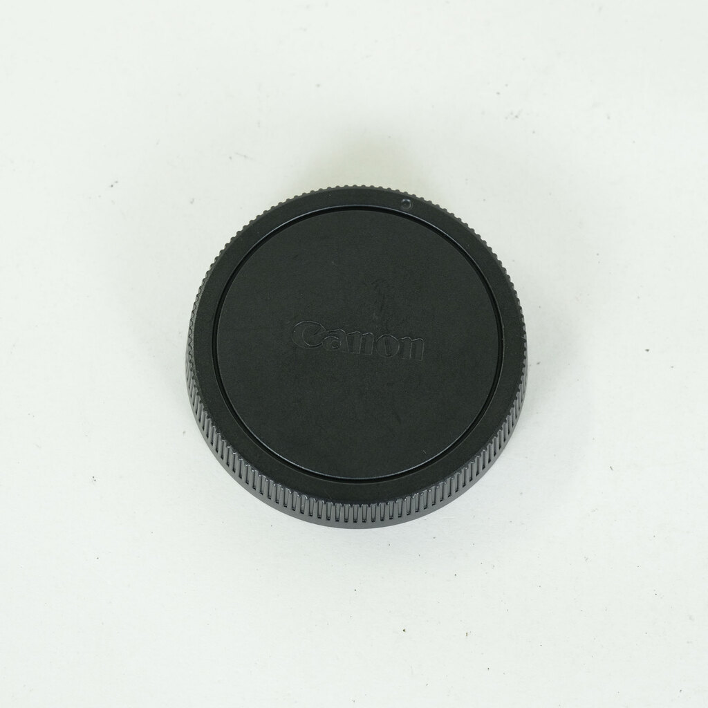 Canon EF-M22mm F2 STM