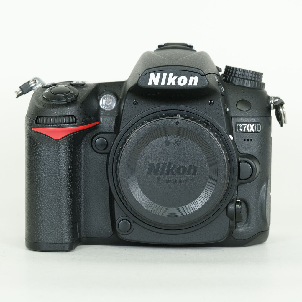 Nikon D7000