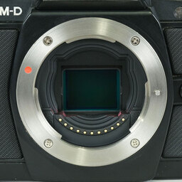 OLYMPUS OM-D E-M5 ボディ ブラック