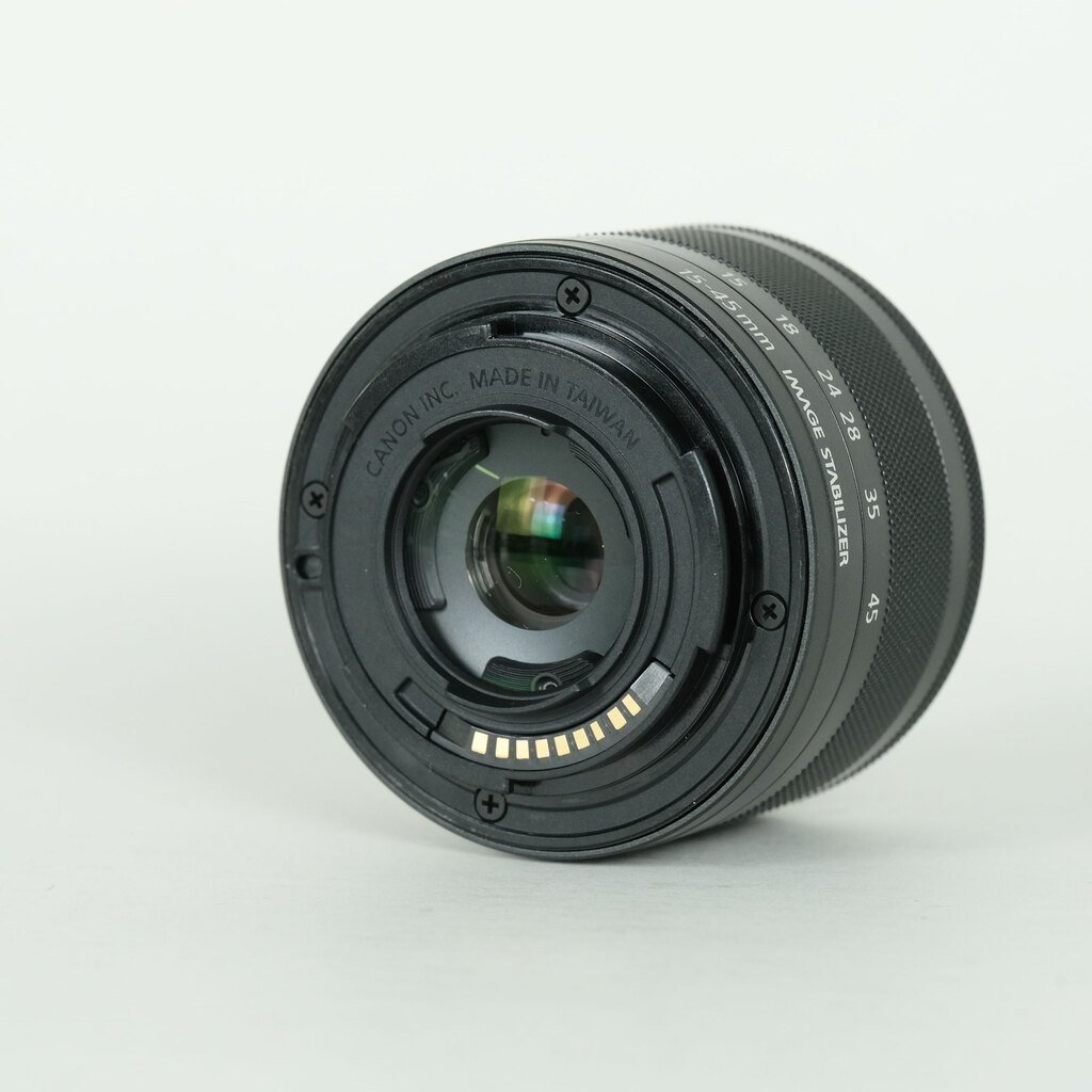 Canon EF-M15-45mm F3.5-6.3 IS STMの出品 | ONE SCENE（ワンシーン）