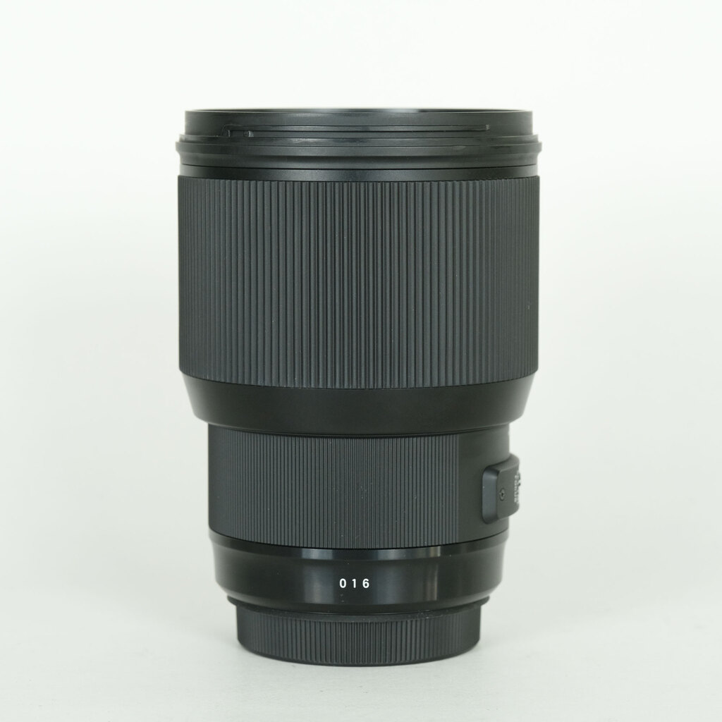 SONY FE 85mm F1.8 SEL85F18