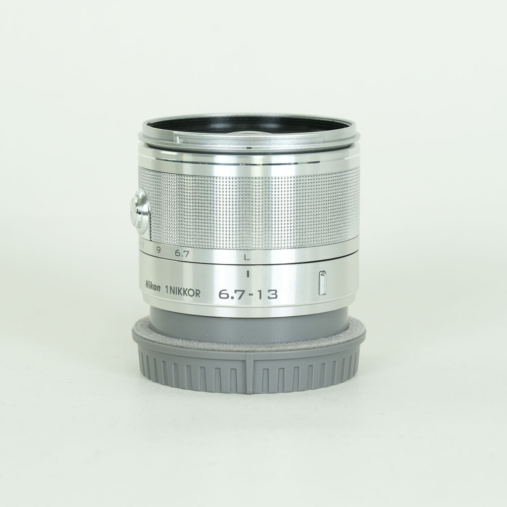 Nikon 1 NIKKOR VR 6.7-13mm f/3.5-5.6 シルバー