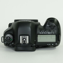 Canon EOS 5D Mark IV Canon EOS 5D Mark IV