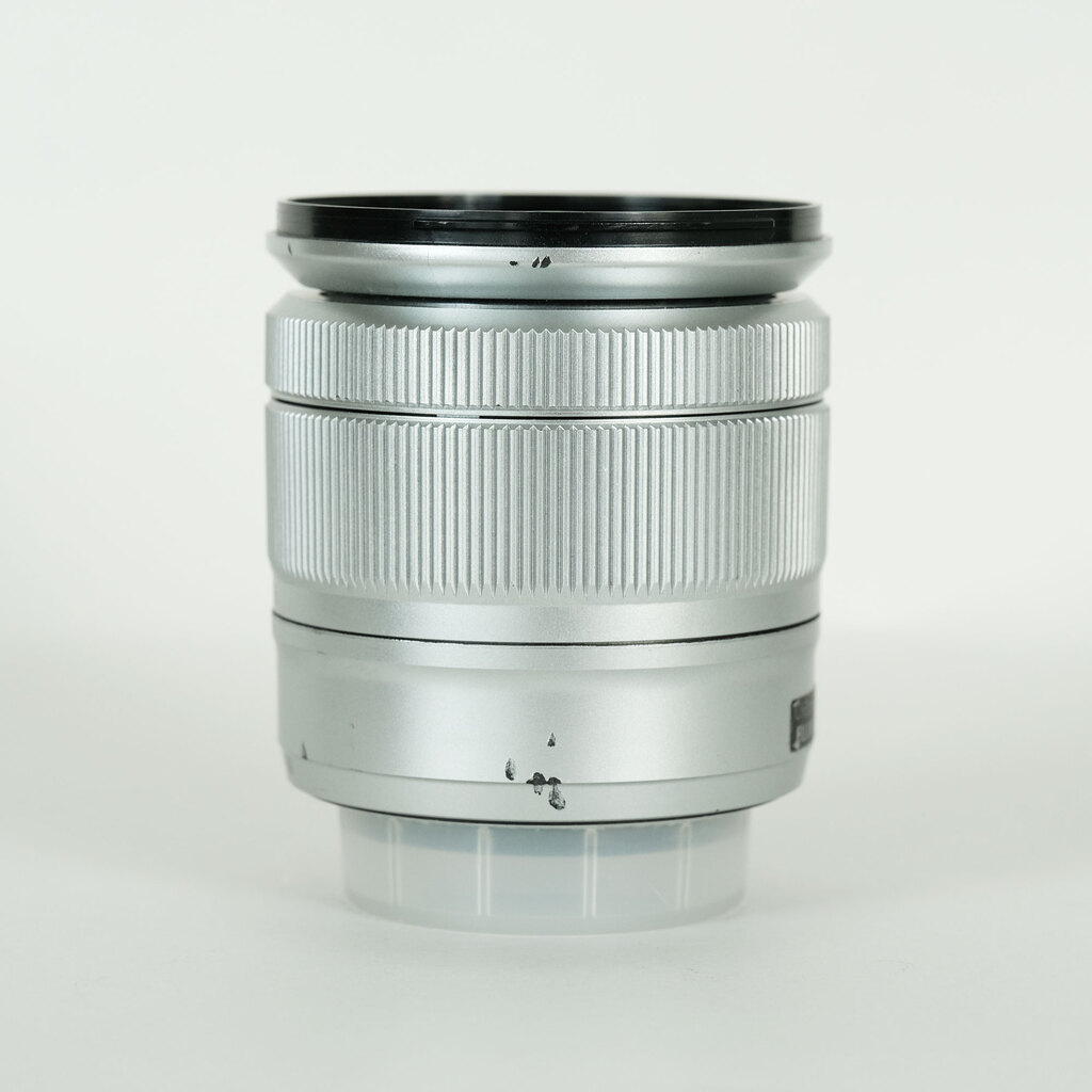 FUJIFILM フジノン XC16-50mm F3.5-5.6 OIS シルバー FUJIFILM フジノン XC16-50mm F3.5-5.6 OIS シルバー
