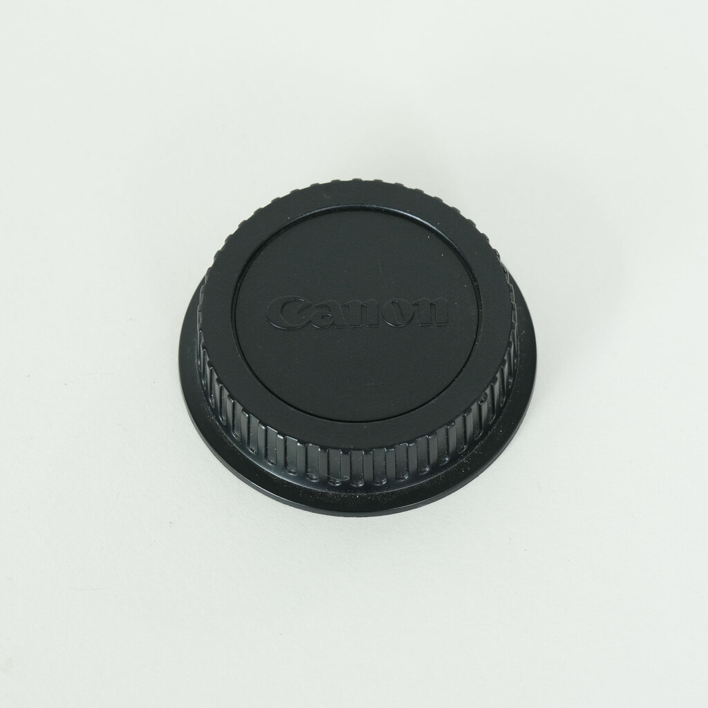 Canon EF-S24mm F2.8 STM Canon EF-S24mm F2.8 STM