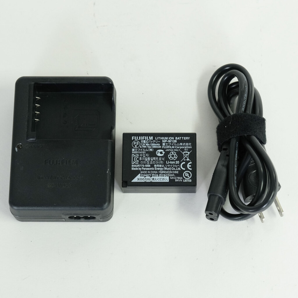 FUJIFILM X-M1 ボディ シルバー