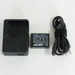 FUJIFILM X-M1 ボディ シルバー