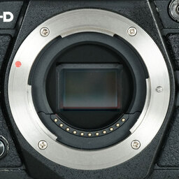 OLYMPUS OM-D E-M5 Mark II