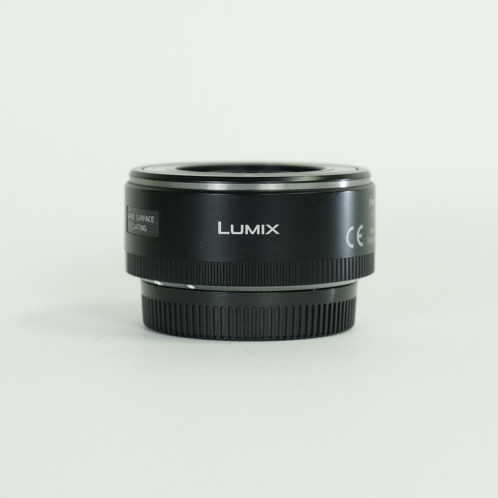 Panasonic LUMIX G X VARIO PZ 14-42mm / F3.5-5.6 ASPH. / POWER O.I.S.