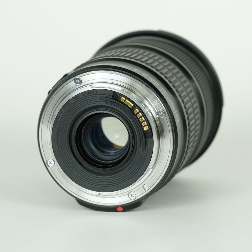 Canon EF24-105mm F3.5-5.6 IS STM Canon EF24-105mm F3.5-5.6 IS STM