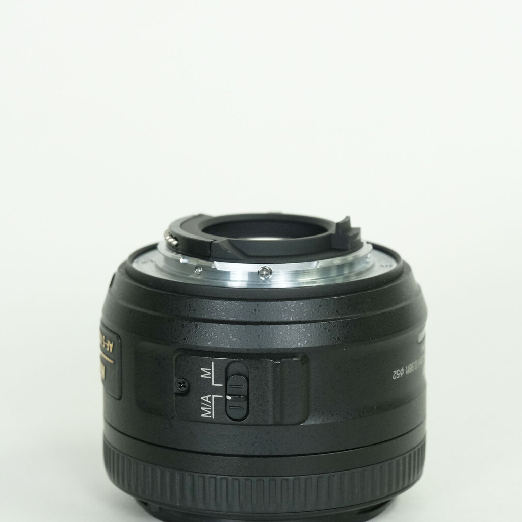 Nikon AF-S DX NIKKOR 35mm f/1.8G