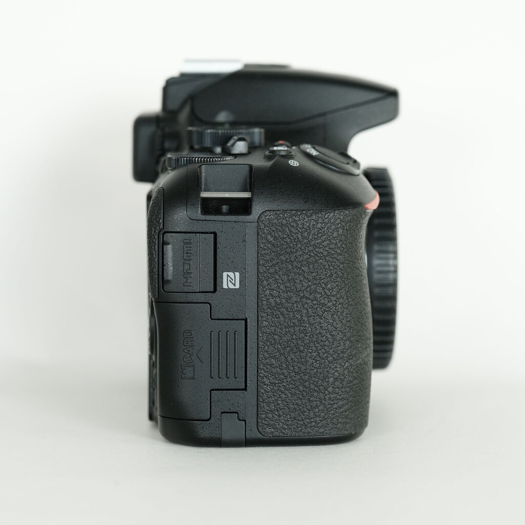 Nikon D5600 Nikon D5600