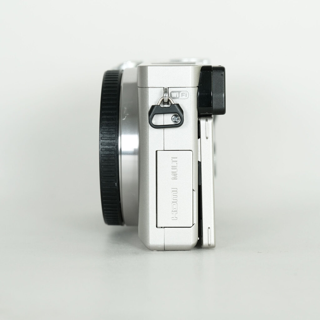 SONY α6000（ILCE-6000）