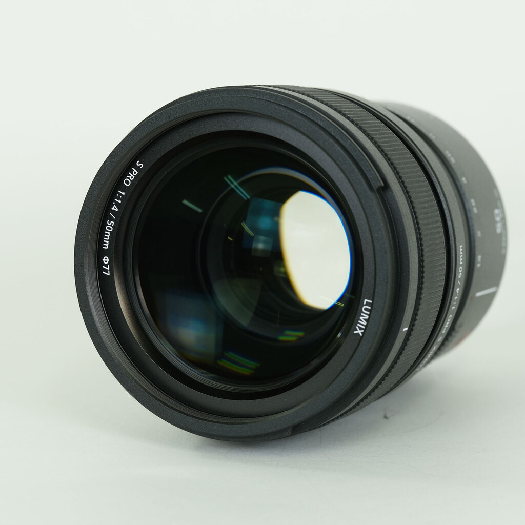 Panasonic LUMIX S PRO 50mm F1.4 Panasonic LUMIX S PRO 50mm F1.4