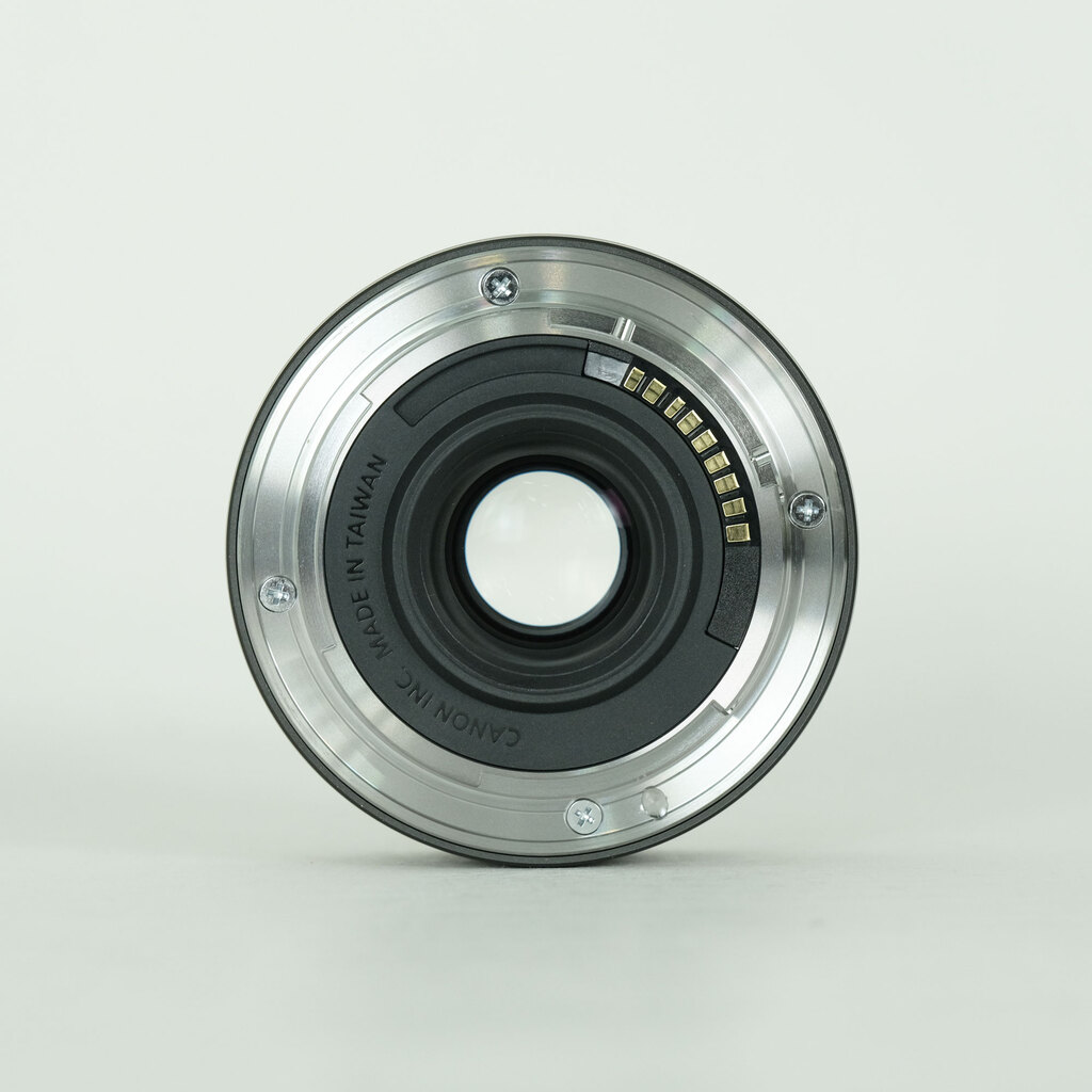 Canon EF-M22mm F2 STMの出品 | ONE SCENE（ワンシーン）