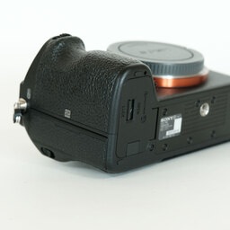 SONY α7 III（ILCE-7M3）