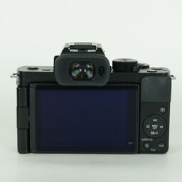 Panasonic LUMIX DC-G100 Panasonic LUMIX DC-G100