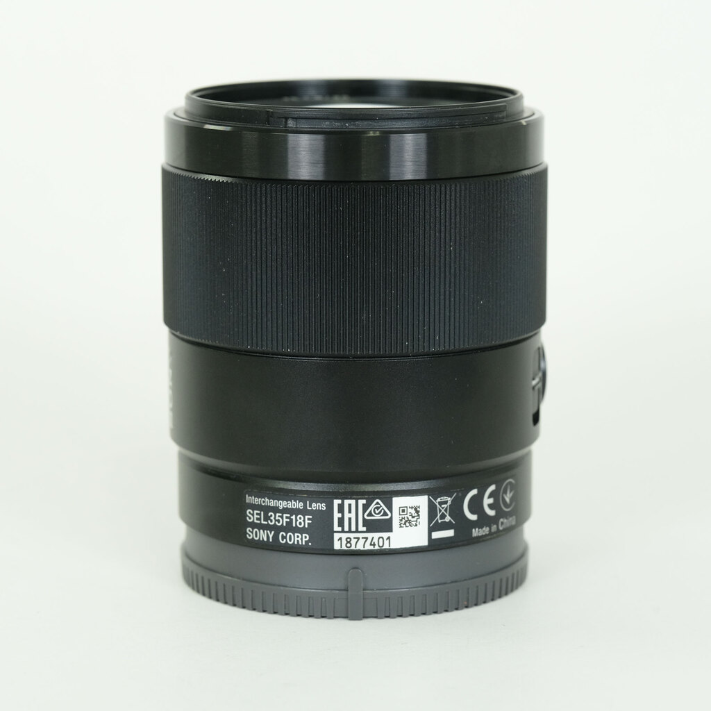 SONY FE 35mm F1.8 SEL35F18F SONY FE 35mm F1.8 SEL35F18F