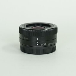 Panasonic LUMIX G VARIO 12-32mm / F3.5-5.6 ASPH. / MEGA O.I.S.