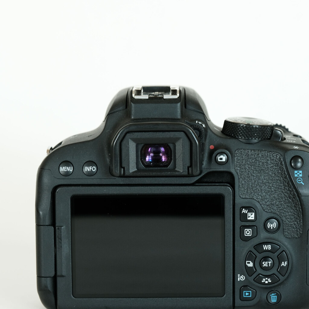 Canon EOS Kiss X9i