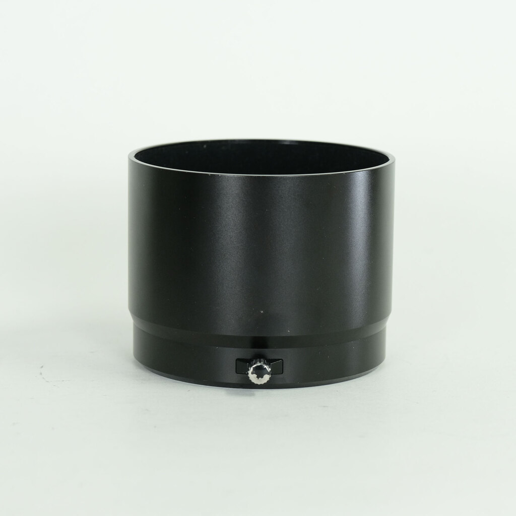 Panasonic LEICA DG NOCTICRON 42.5mm / F1.2 ASPH. / POWER O.I.S.