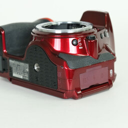 Nikon D5500 ボディ レッド