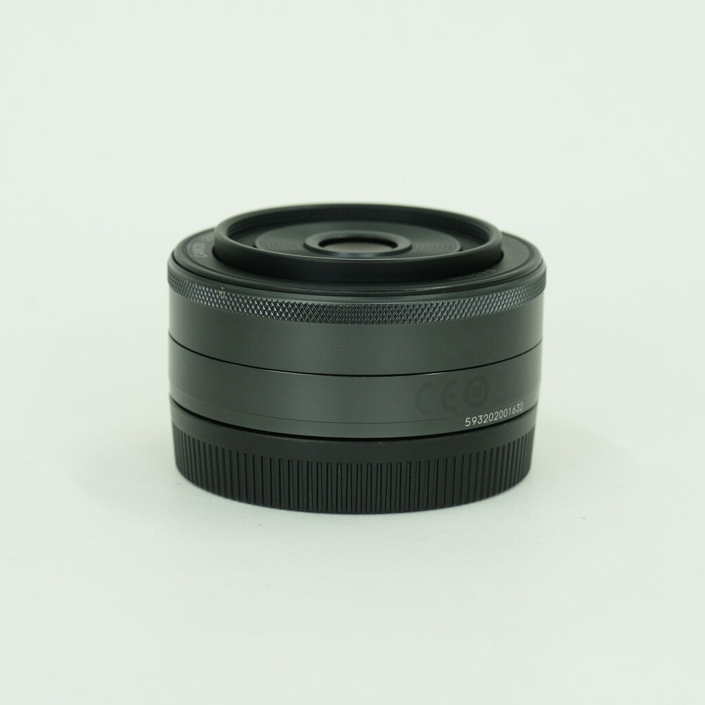 Canon EF-M22mm F2 STM Canon EF-M22mm F2 STM