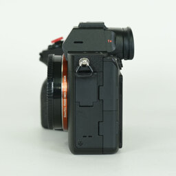 SONY α7R IV(ILCE-7RM4) SONY α7R IV(ILCE-7RM4)