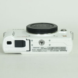 Panasonic LUMIX DMC-GF2-K ボディ ホワイト