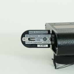 FUJIFILM X half X-HF1