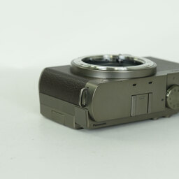 Panasonic LUMIX DC-S9N-N ZLK 広角ズームレンズキット チタンゴールド