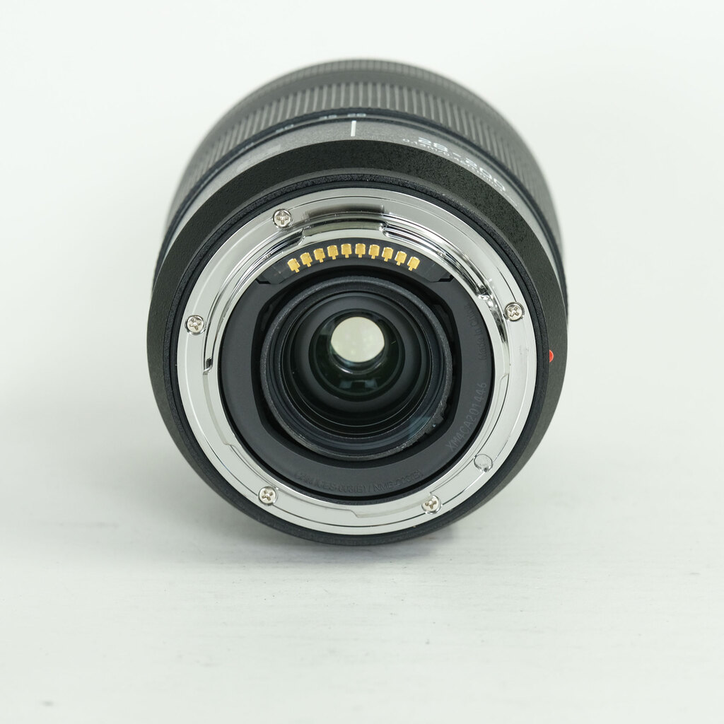 Panasonic LUMIX S 28-200mm F4-7.1 MACRO O.I.S.