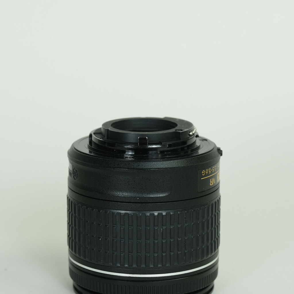 Nikon AF-P DX NIKKOR 18-55mm F3.5-5.6G VR
