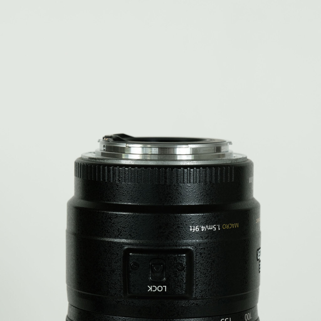 Canon EF70-300mm F4-5.6 IS USM