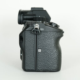 SONY α7 III（ILCE-7M3）