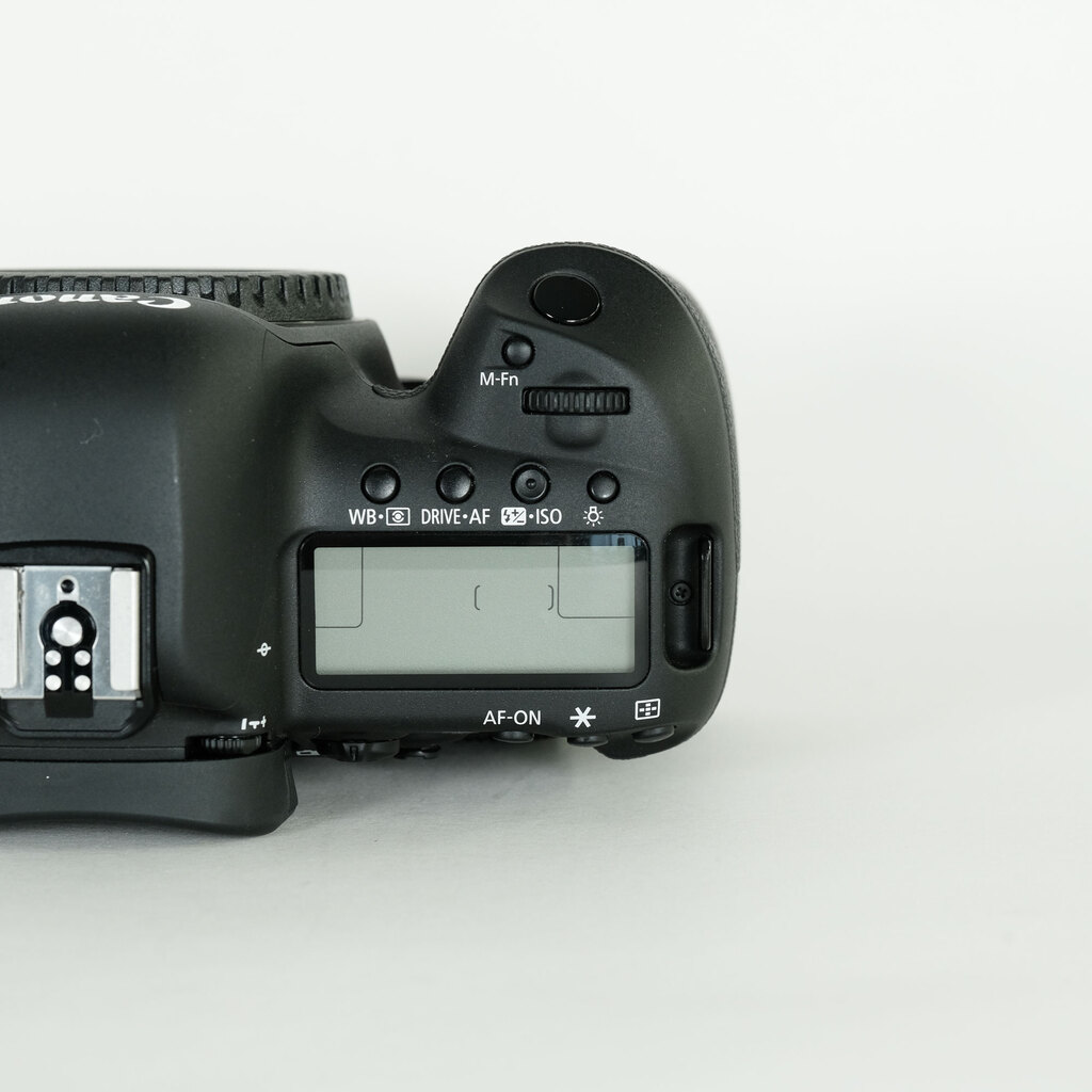 Canon EOS 5D Mark IV