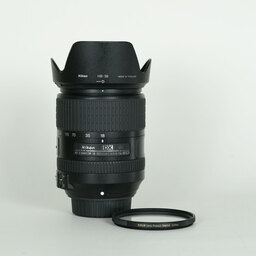 Nikon AF-S DX NIKKOR 18-300mm f/3.5-6.3G ED VR Nikon AF-S DX NIKKOR 18-300mm f/3.5-6.3G ED VR