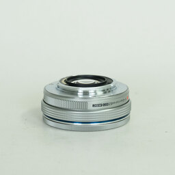 OLYMPUS M.ZUIKO DIGITAL ED 14-42mm F3.5-5.6 EZ シルバー