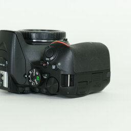 Nikon D5500